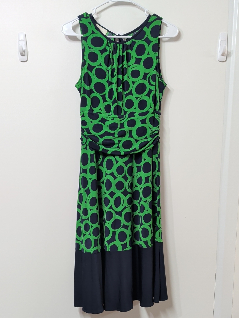 Donna Morgan Geometric Circle Print Sleeveless Dress